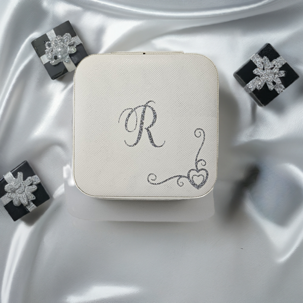 Personalised Jewellery Box – Travel Jewellery Organiser & Keepsake Gift