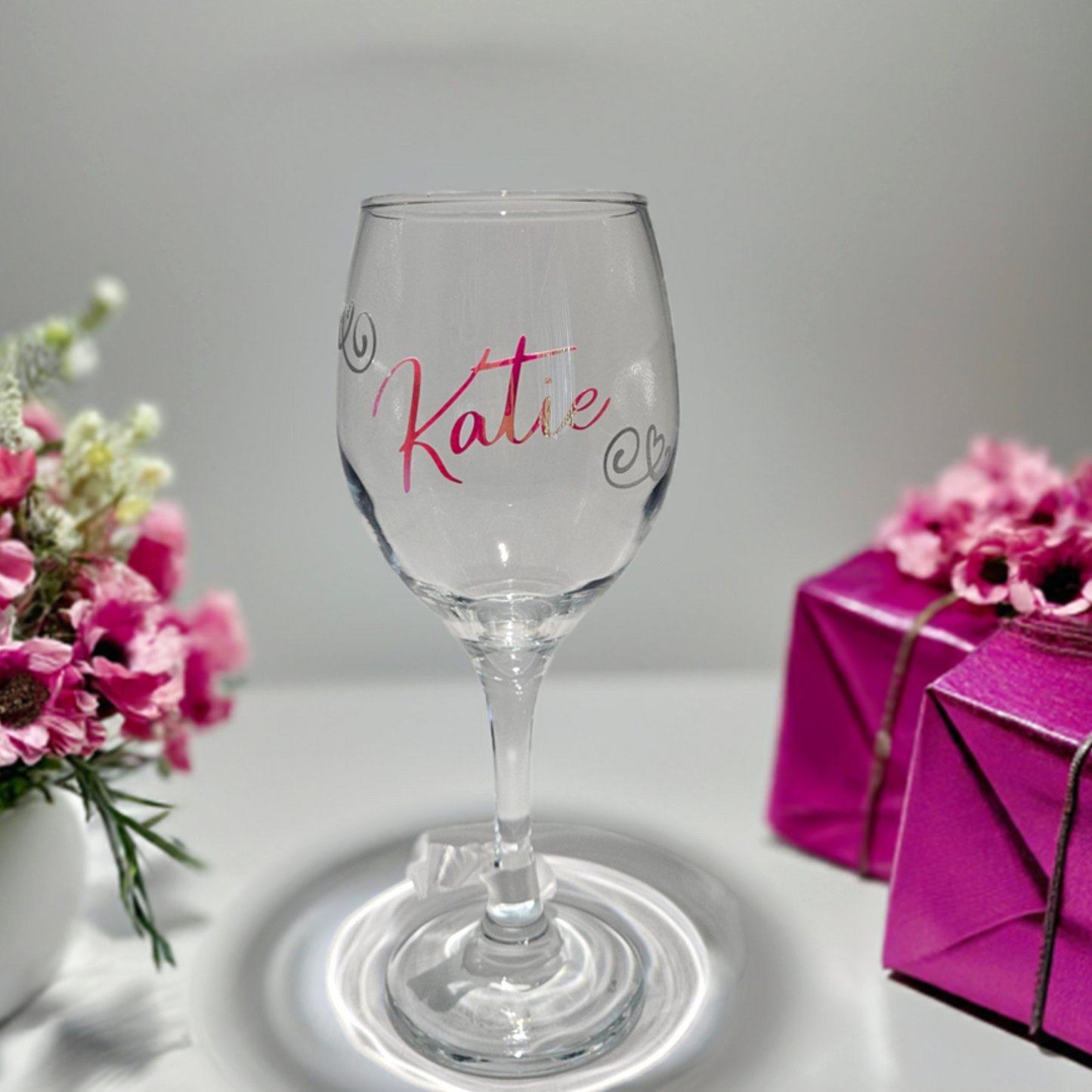 Personalised Luxury Wine Glass | Custom Birthday Present For Her | Luxury Wine Gift For Mum, Friend