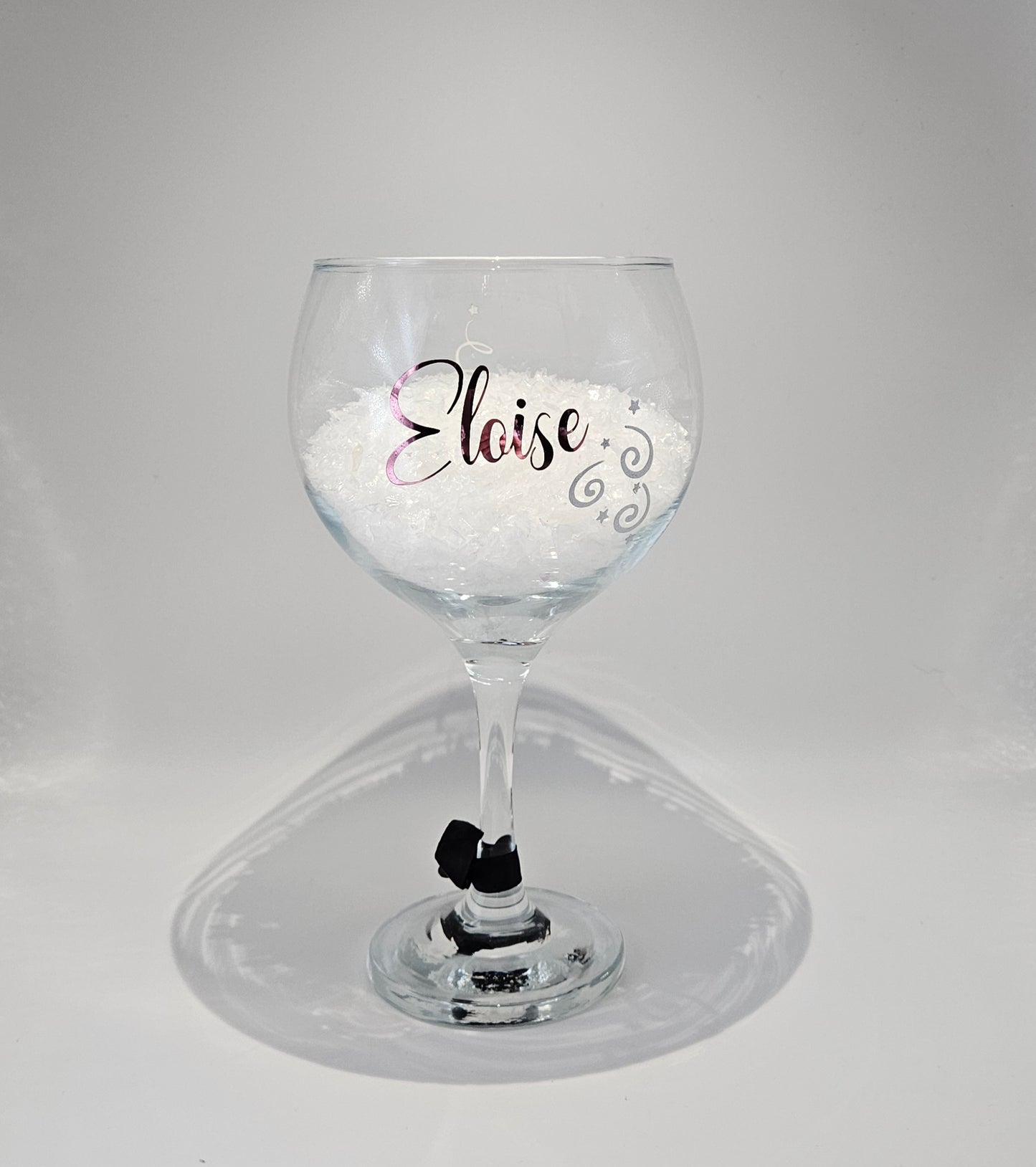 Make Your Christmas celebrations sparkle with our exclusive, expertly designed Personalised Xmas Gin/Cocktail Glasses.